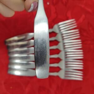 7X DF Paul Revere Pattern Made in Japan Stainless Flatware Dinner Forks 18/0